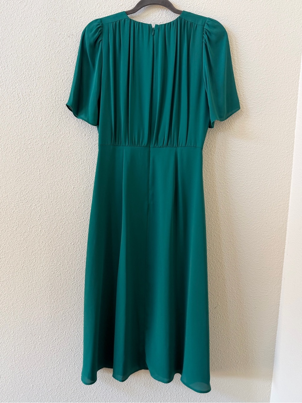 Ann Taylor Emerald Green Pleated Bodice Flutter Sleeve Midi Dress